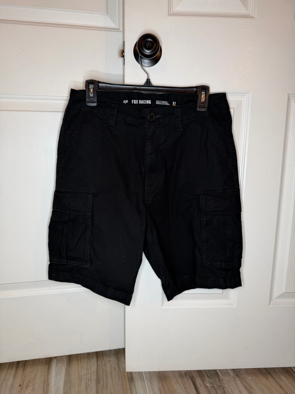 Fox Racing Black Cargo Shorts Mens Size 31 x 9" Inseam